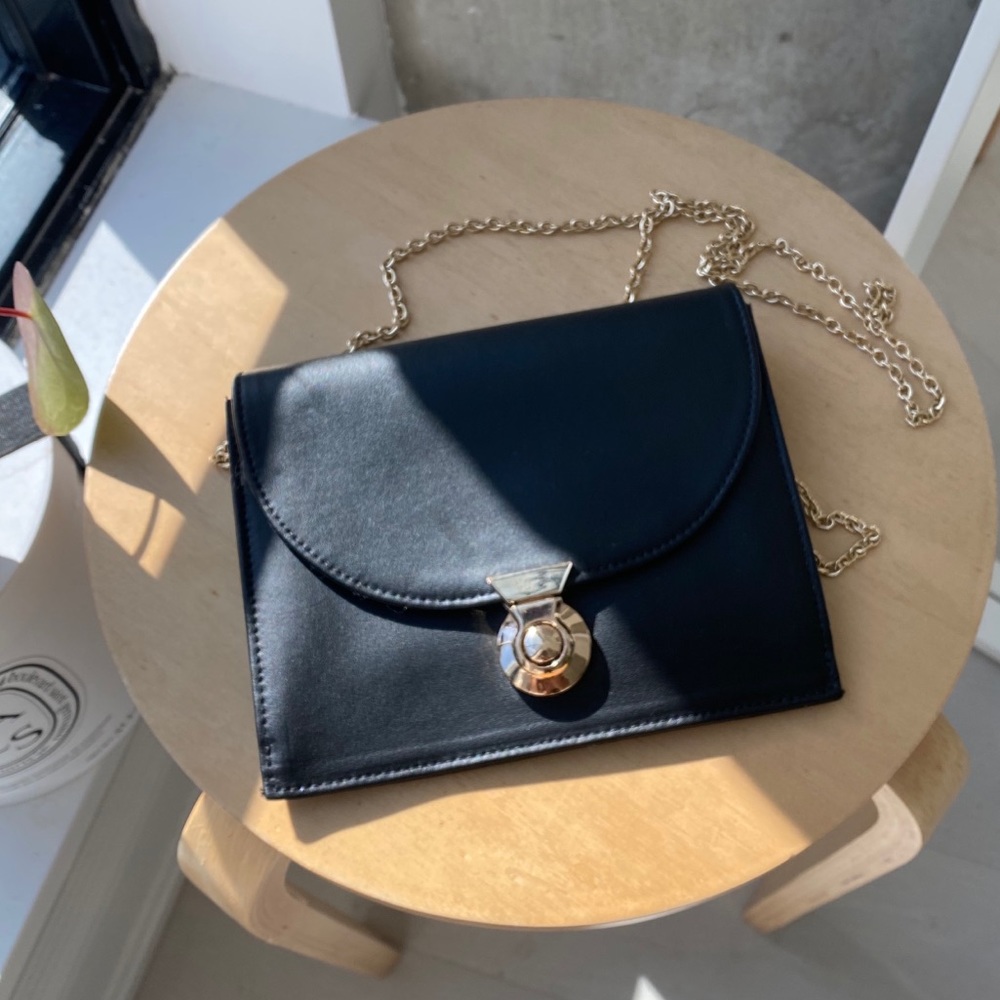 Lauren Merkin leather purse 🖤